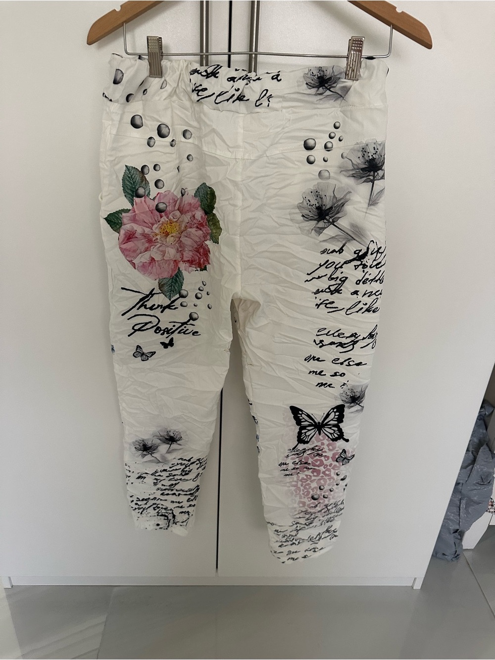 White Floral & Script Drawstring pants - Picture 2 of 4